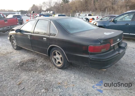1996 Chevrolet Caprice Classic z USA, uszkodzony, nr VIN 1G1BL52W1TR102284